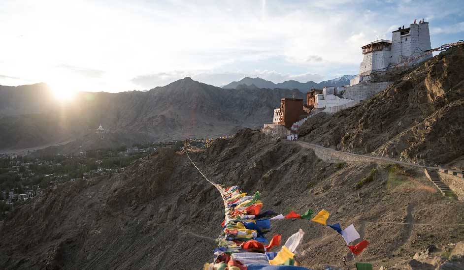 Royal Enfield Himalayas Tour